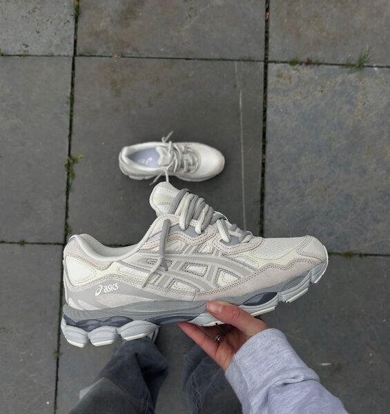 ASICS Baskets de Course