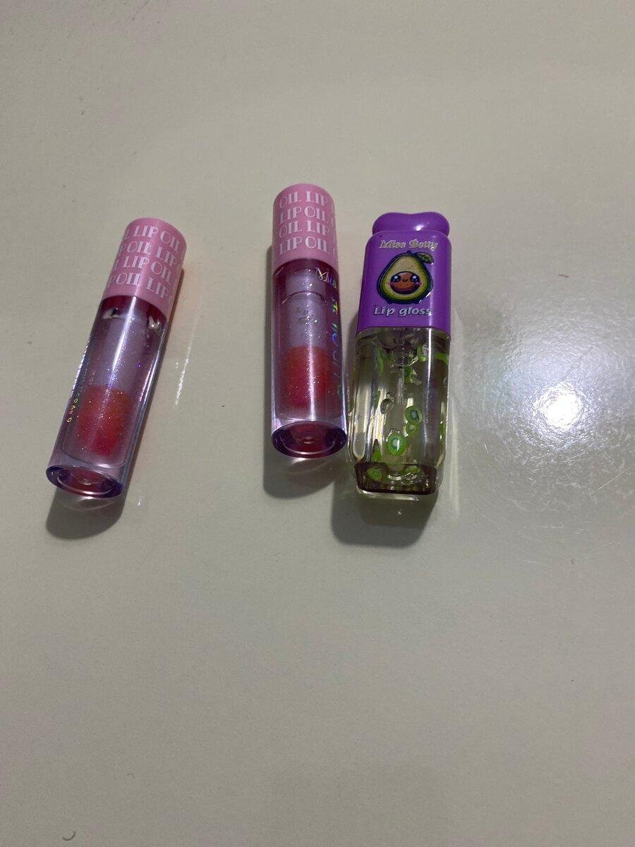 Maquillage lèvres en forme d'ours