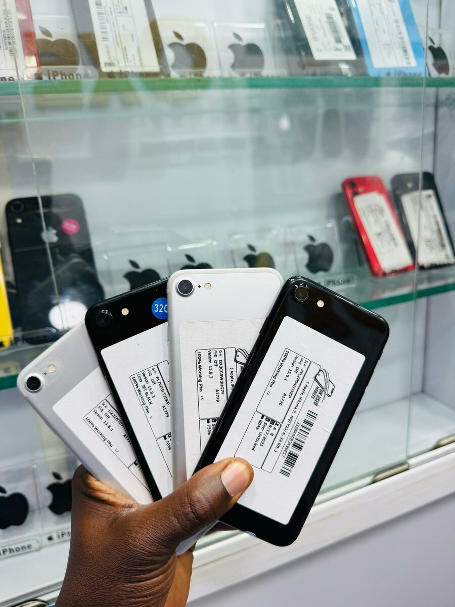 7 simple 32Go Casi neuf