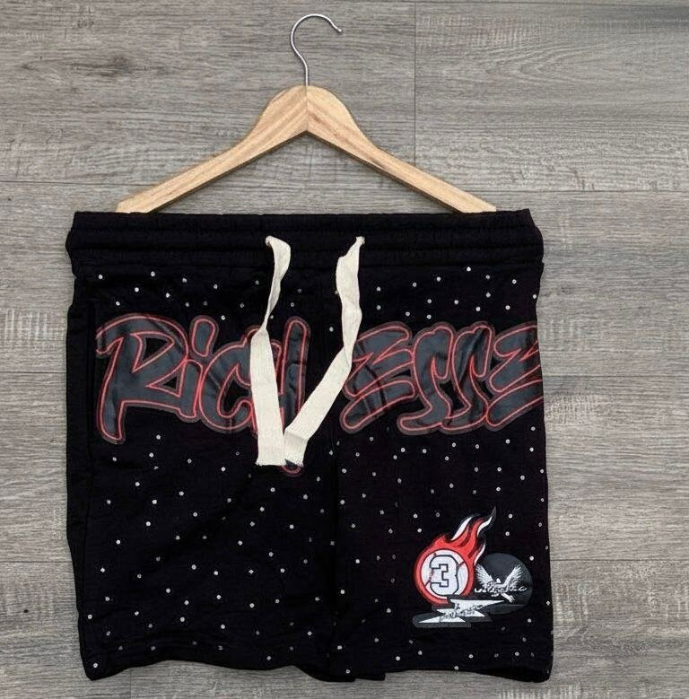 Shorts graphiques modernes