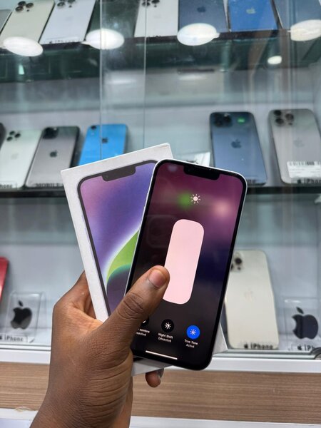 iPhone 14 128Go
