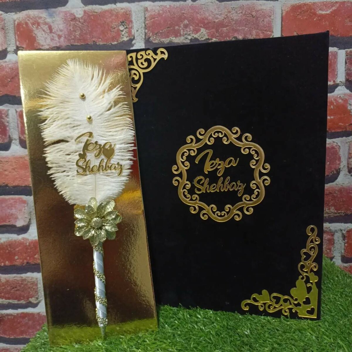Customized Booklet Black + Pen