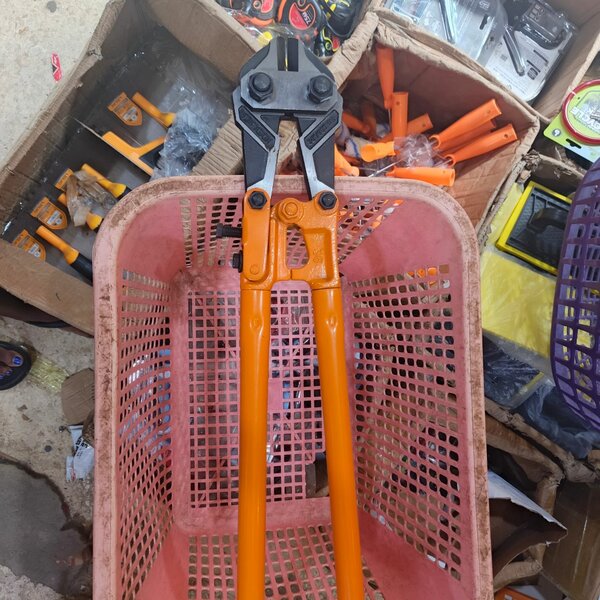 Pince coupe-boulons 36 pouces robuste