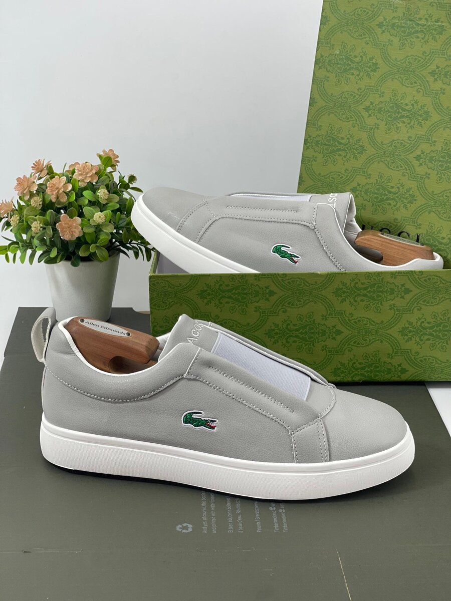 LACOSTE CLASSIC WEAR