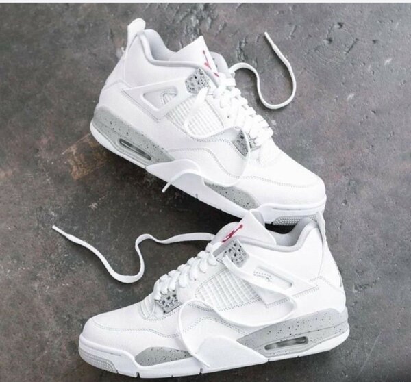 AIR JORDAN 4 WHITE