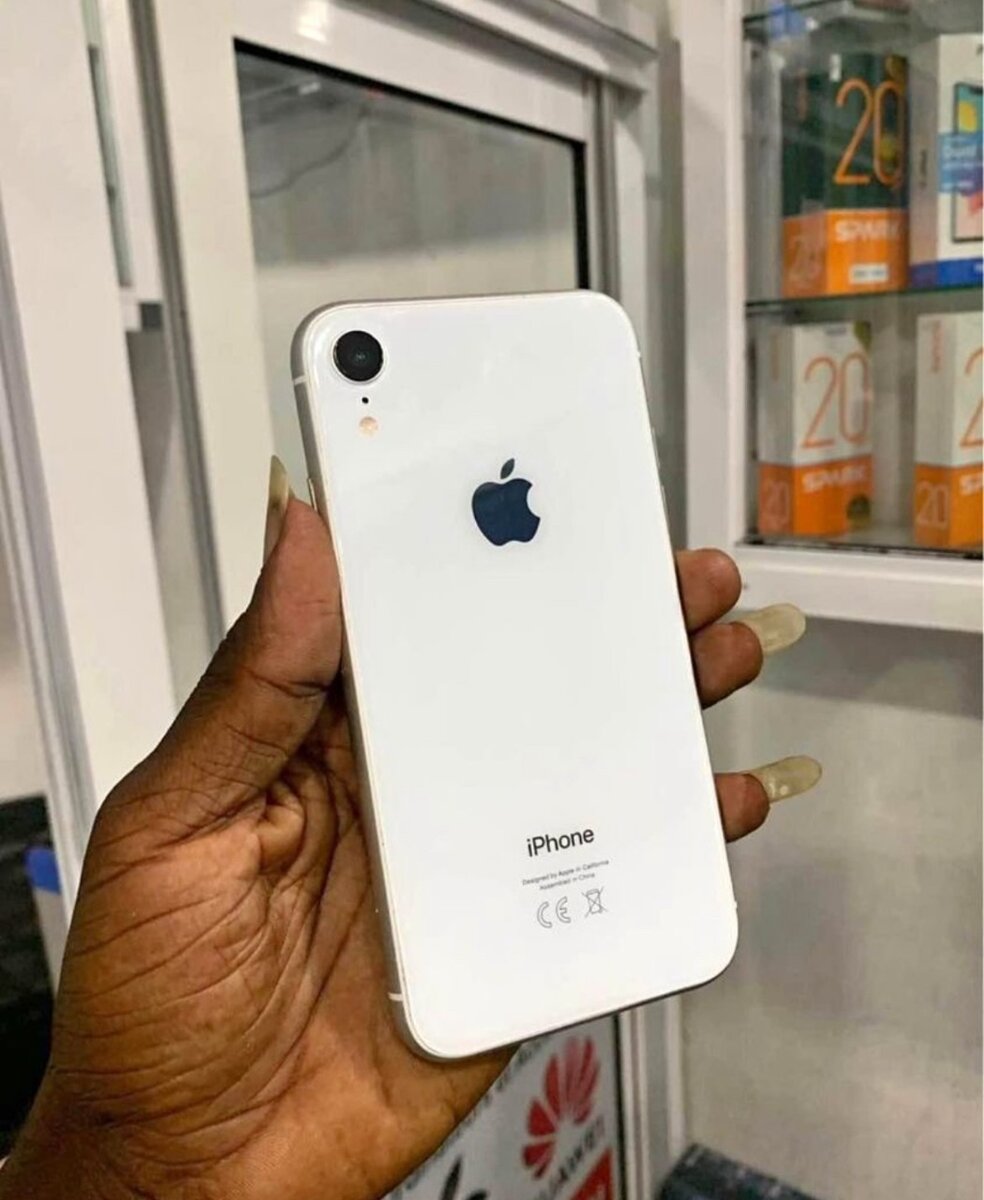 iPhone XR