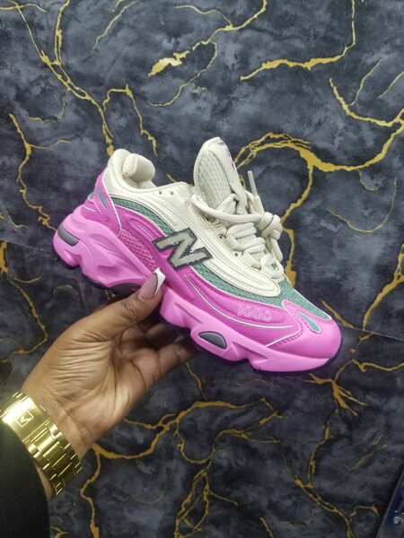 New balance 1000