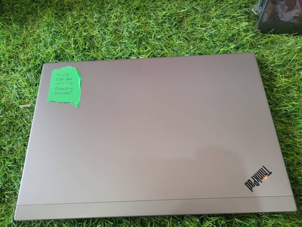 Lenovo ThinkPad T490s