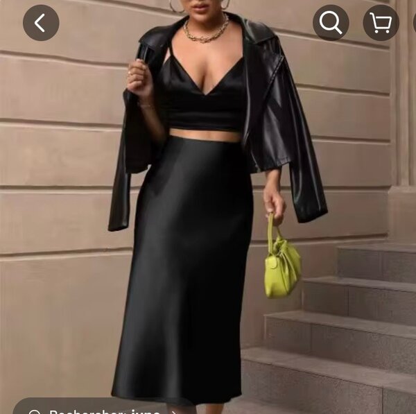 Jupe Midi Satinée Élégante