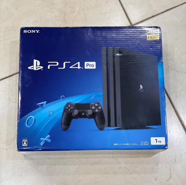 PS4 PRO