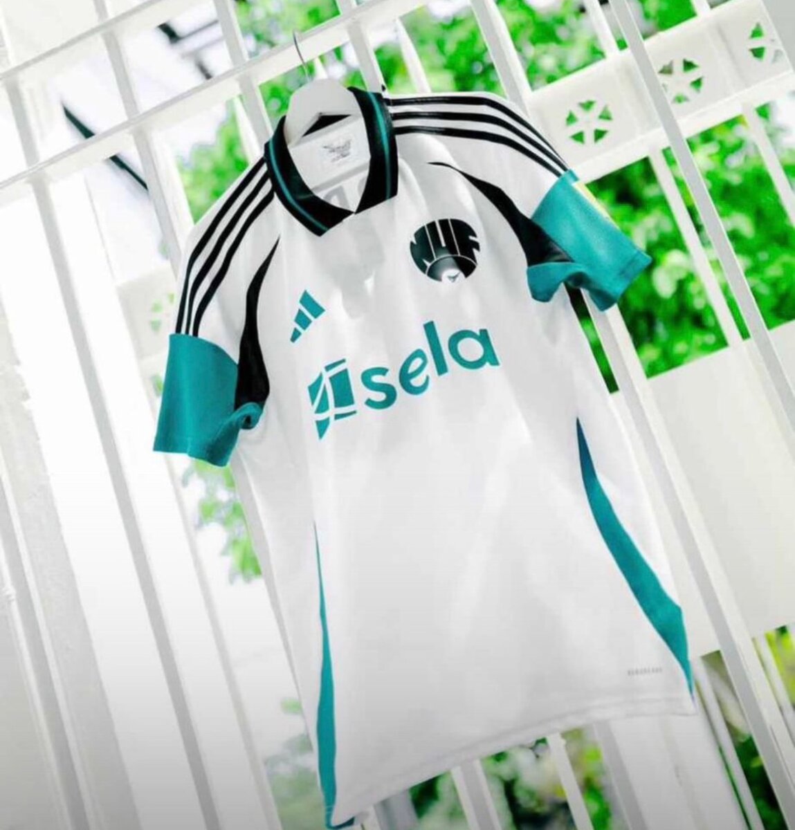 NEW CASTLE THIRD KIT
