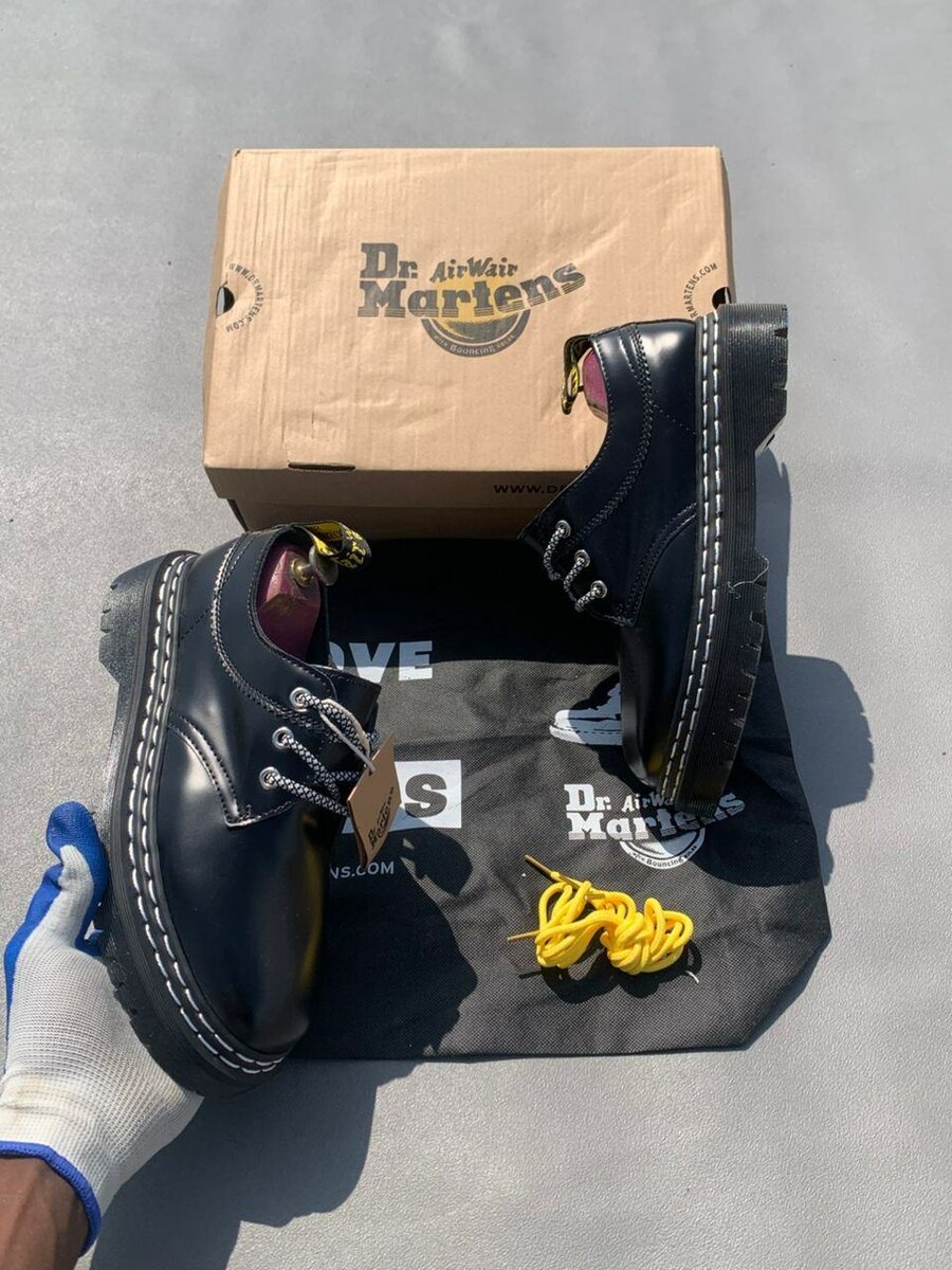 Chaussures en cuir robustes