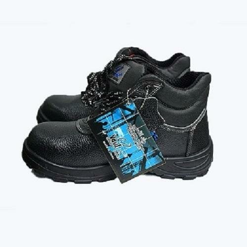 Vaulters safety boot