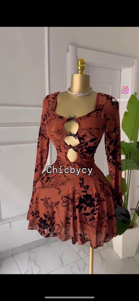 Robe évasée fleurie sexy