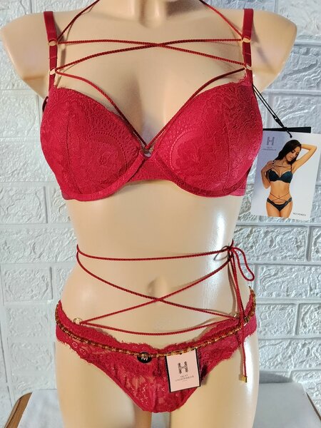 Ensemble lingerie en dentelle