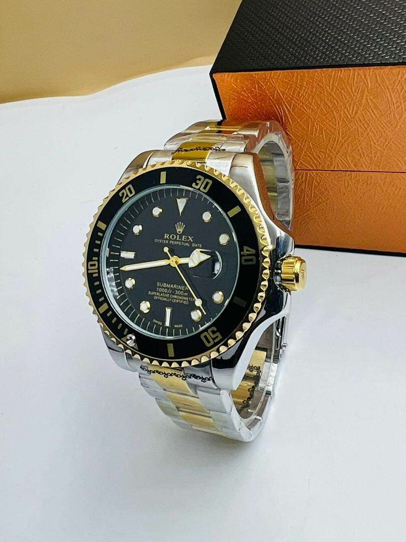 Montre de luxe disponible ici