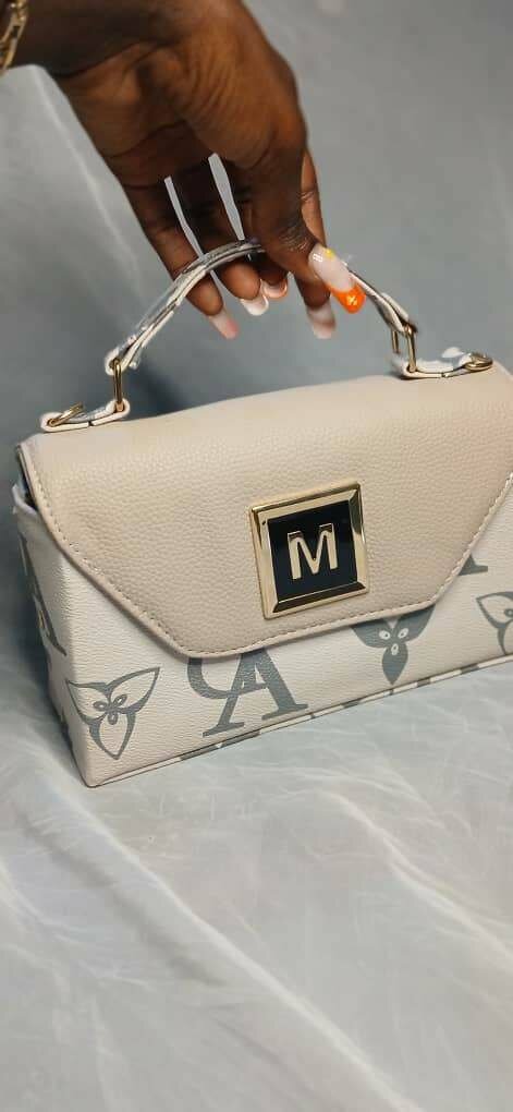 Sac à main élégant en cuir