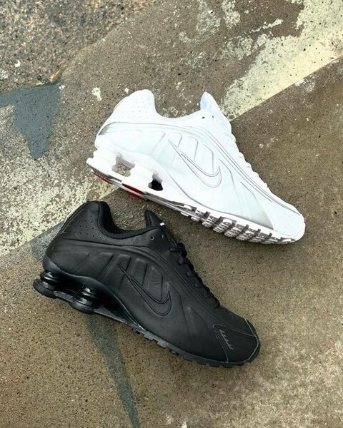 Nike Shox R4