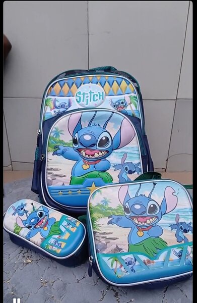 Ensemble cartable enfant coloré