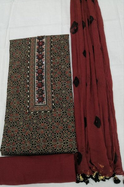 Dhanak 3 Peace Suit