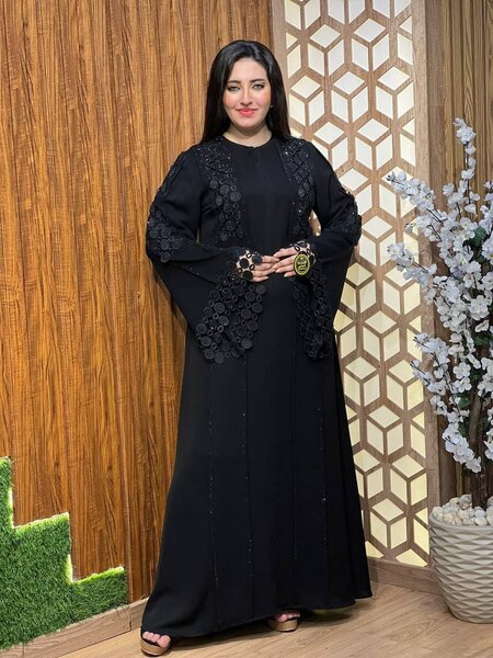 Élégante Abaya Noire pour Femme