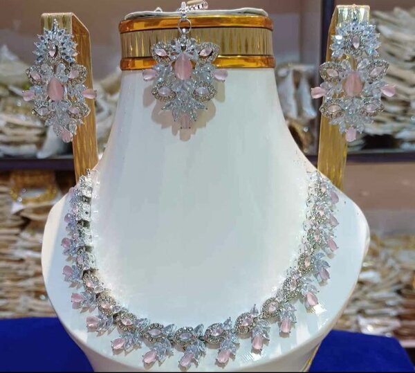 Zircon jewellery set