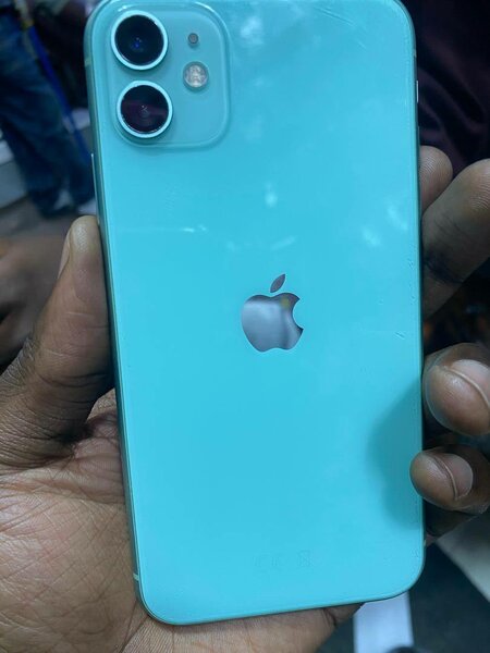 iPhone 11 64GB