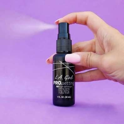 Pro. Setting spray