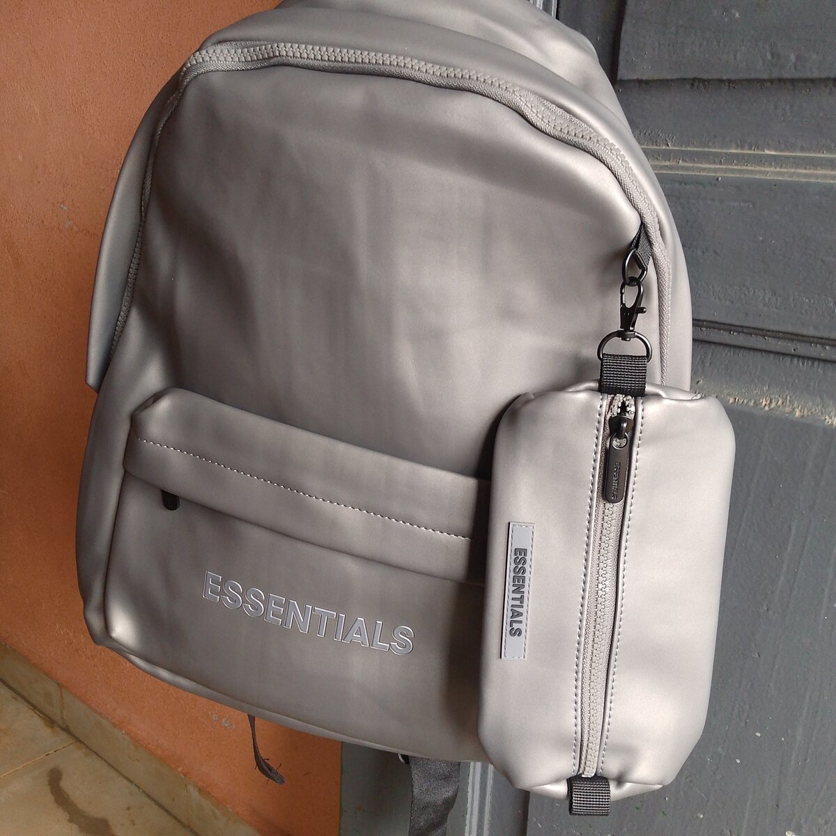 Sac à dos Essentials élégant