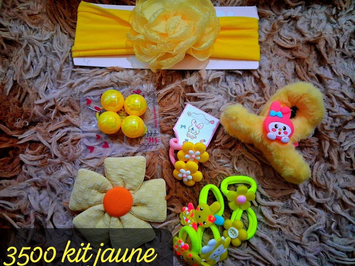 Kit accessoires jaunes pour filles