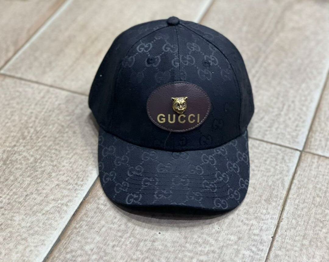 Casquette noire à logo Gucci