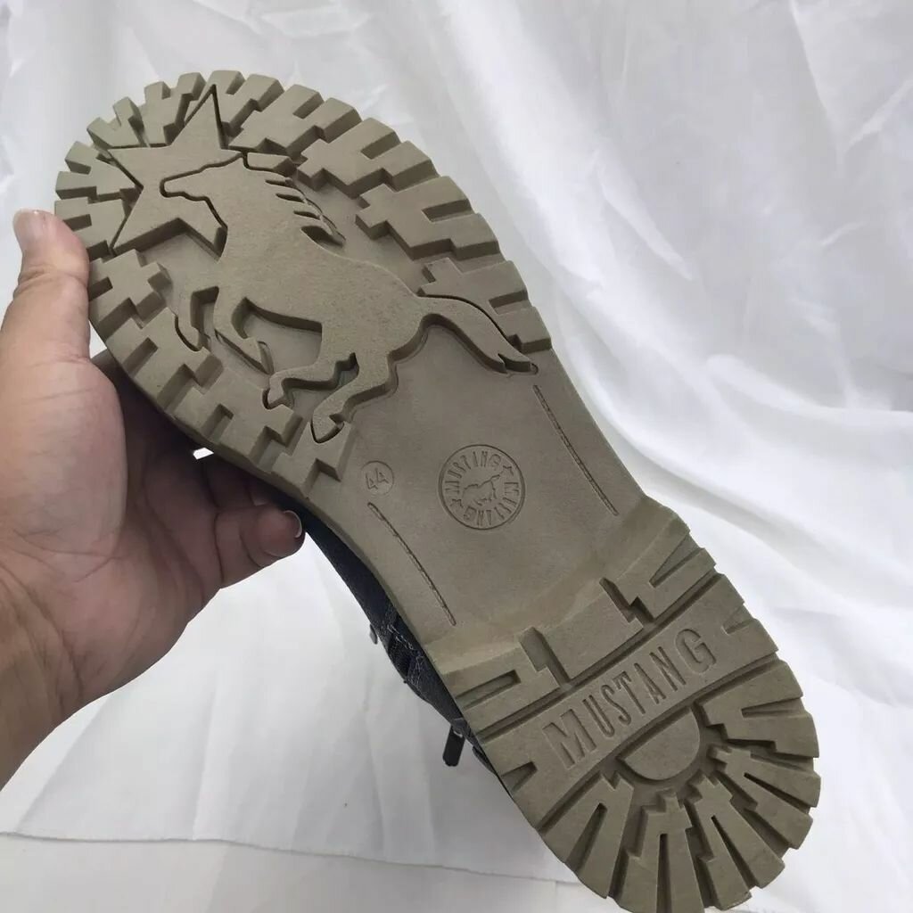 Распродажа!!!! Mustang Германия в наличии в малом количестве