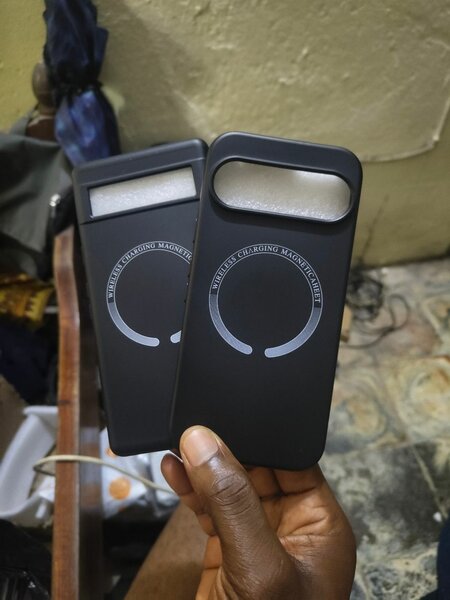 Fouro Google silicone magsafe