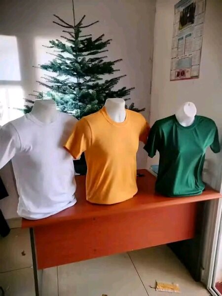 T-shirts en coton colorés