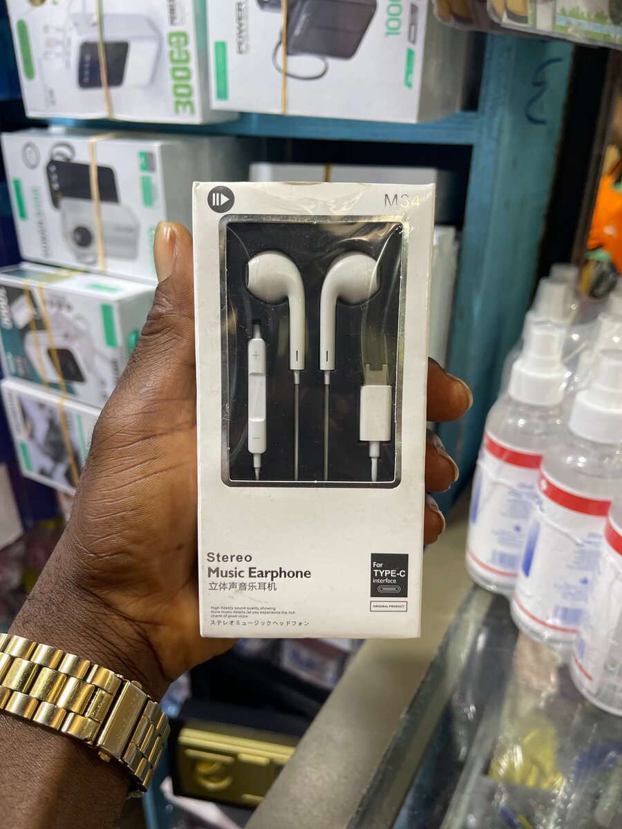 Type-C Stereo Earphones