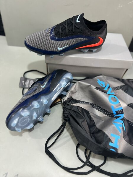 Chaussures de Football Nike Phantom