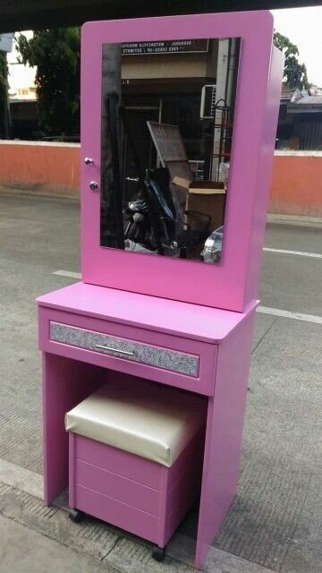 Pink ladies dresser