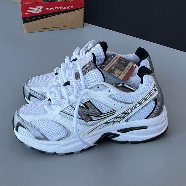 New Balance 2002R blanc gris