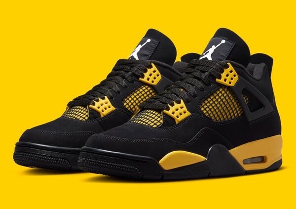 Jordan 4 black&yellow