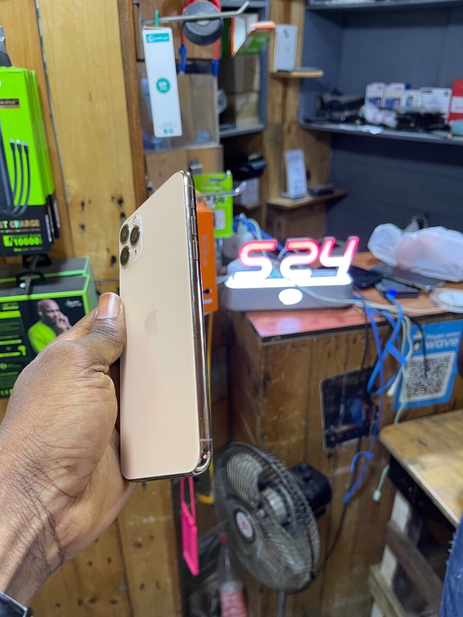 IPHONE 11 PRO MAX