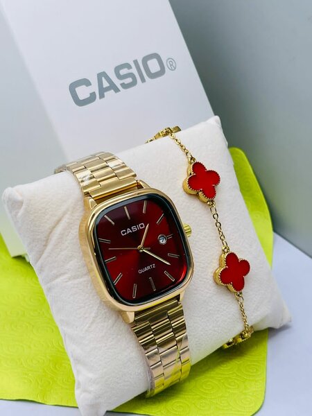 Montre Casio Dorée Élégante