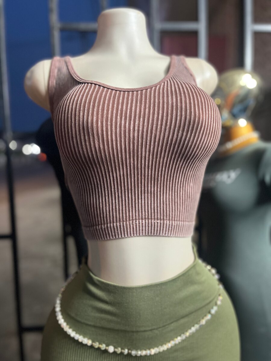 Top court sans manches tendance