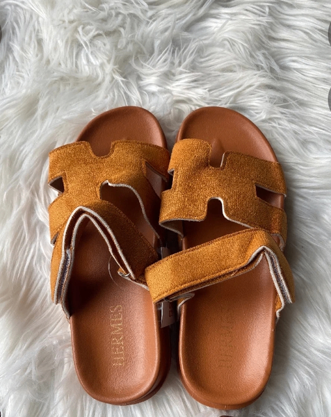 Sandales en daim pour femmes
