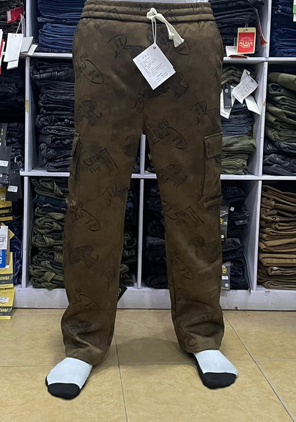 brown pants with print