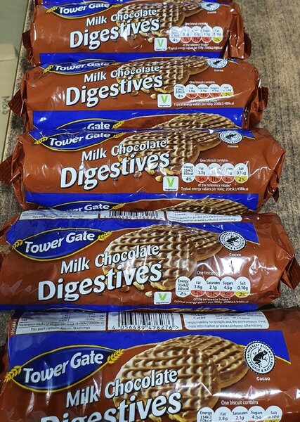 TG  Milk Chocolate Biscuit