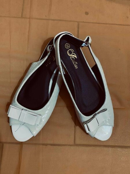 Sandales, talon et ballerine