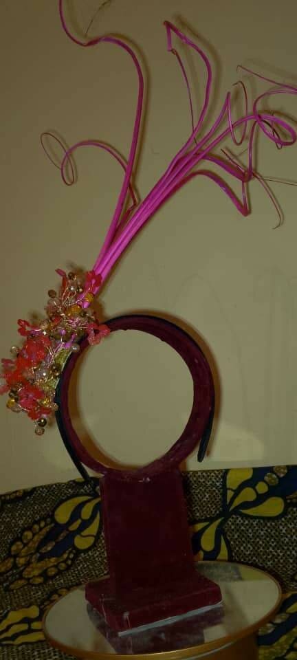 Pinky crystal fascinator