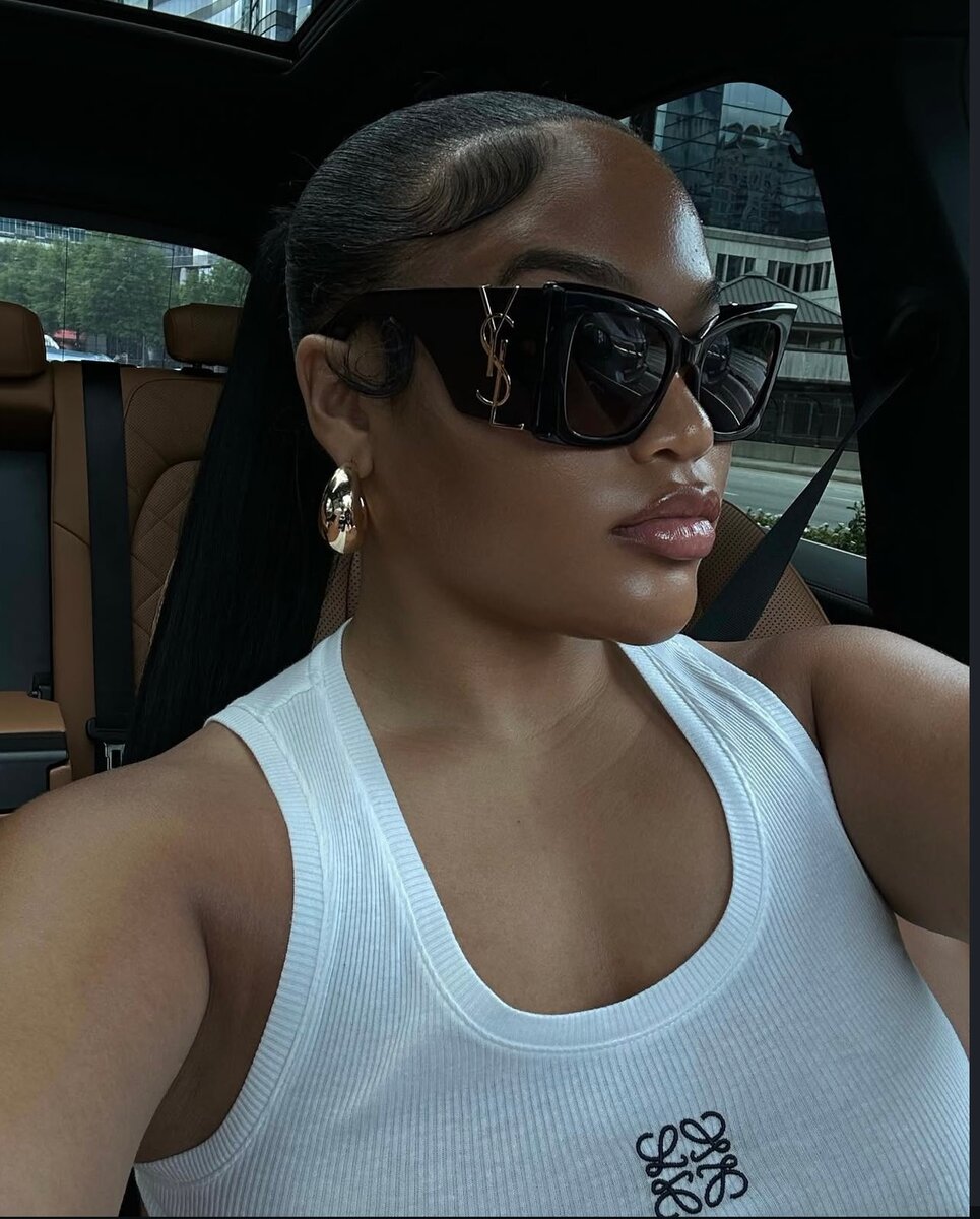 Lunettes de soleil glamour