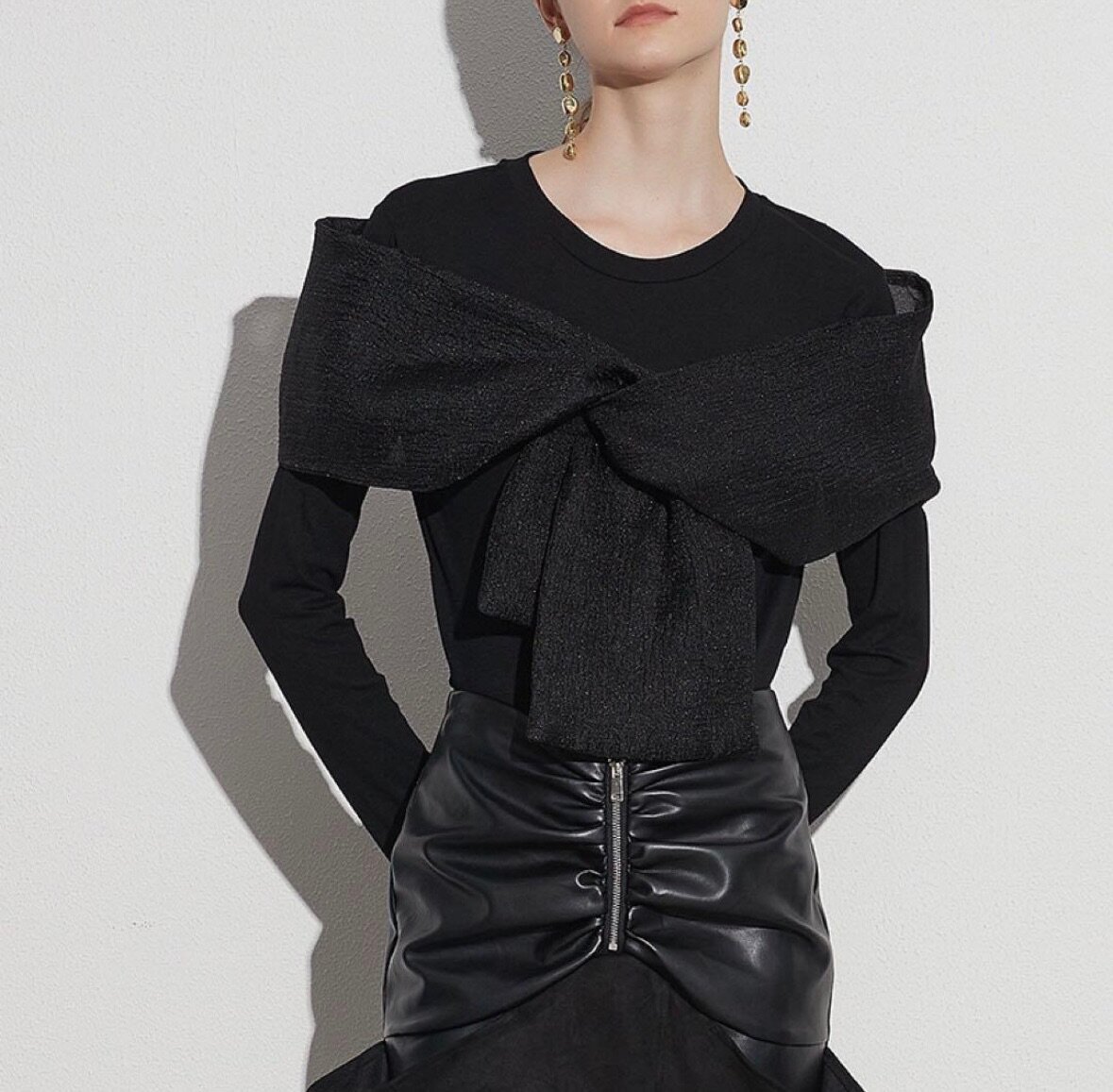 Кофта с бантиком