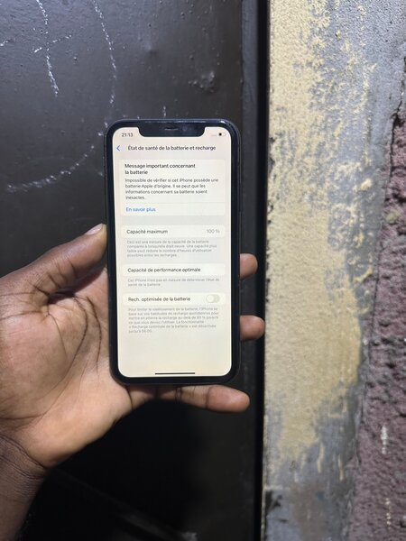 iPhone 11 Dual Lens 64GB